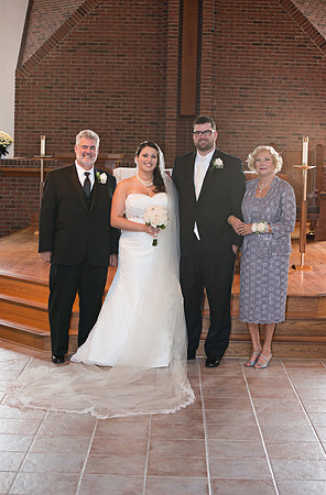 Post Ceremony Family Formals111