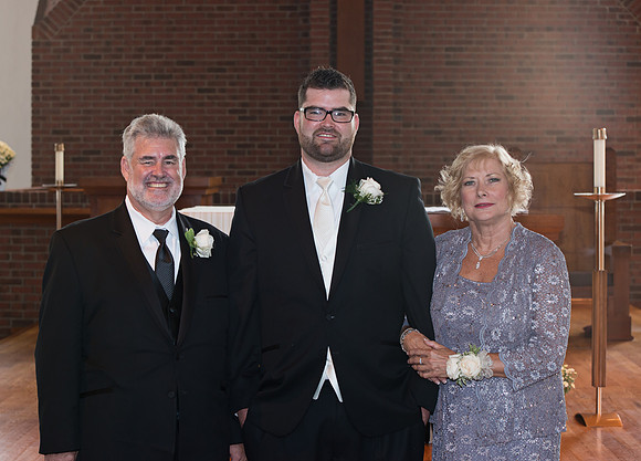 Post Ceremony Family Formals110