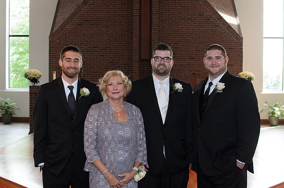 Post Ceremony Family Formals071
