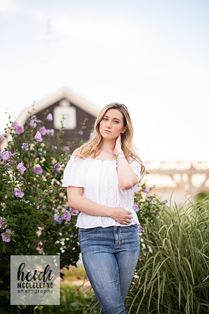 Allie047