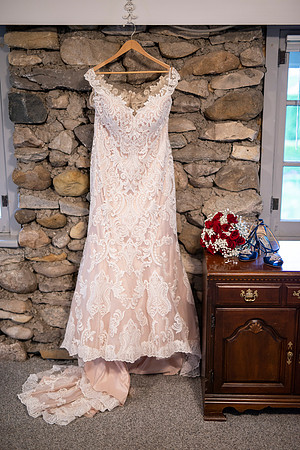 BrittanyandDanGettingReady072