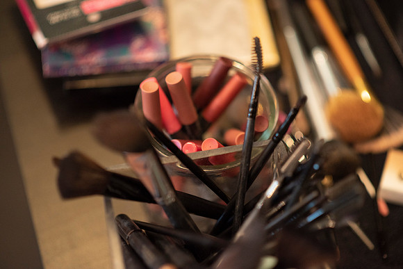 BrittanyandDanGettingReady015