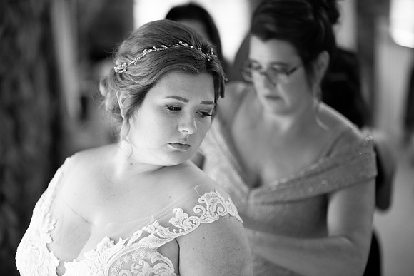 BrittanyandDanGettingReady043