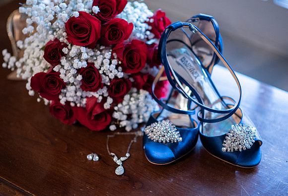 BrittanyandDanGettingReady028