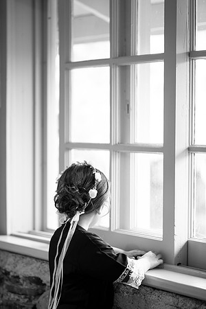 BrittanyandDanGettingReady035