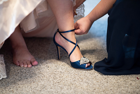 BrittanyandDanGettingReady044