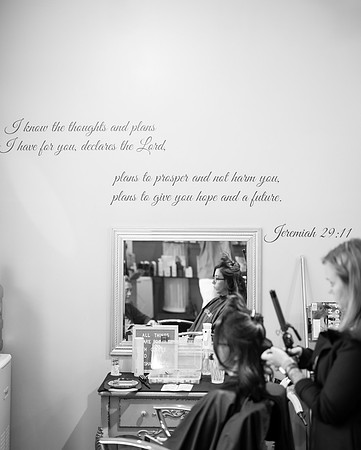 BrittanyandDanGettingReady006