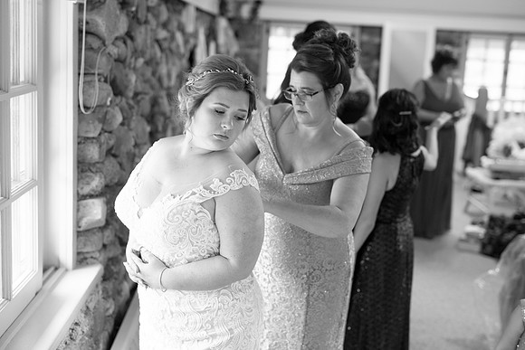 BrittanyandDanGettingReady081
