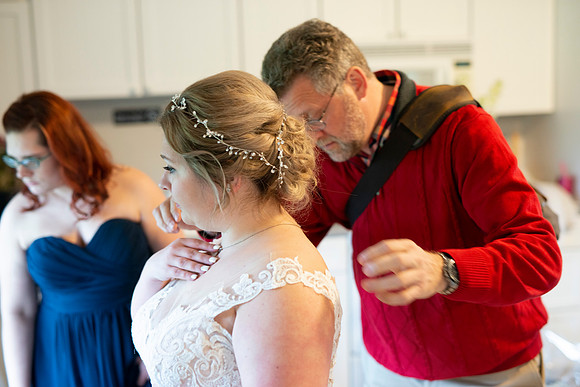 BrittanyandDanGettingReady095