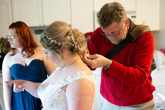 BrittanyandDanGettingReady094