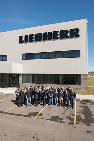 LiebherrHXF223