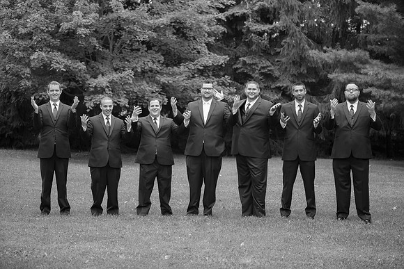 Guys Getting Ready064